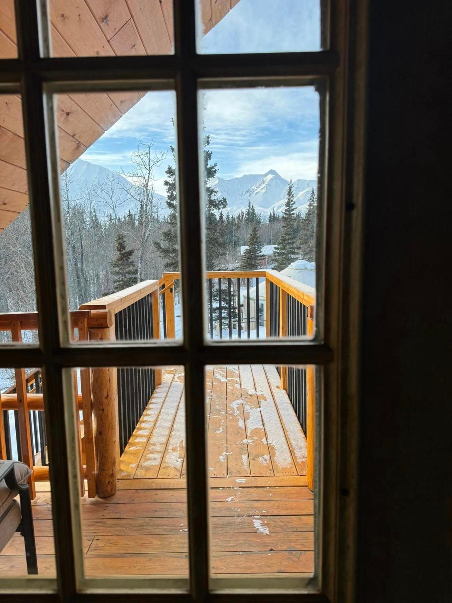 Mount Logan Ecolodge & Retreat Center 海恩斯章克申 外观 照片