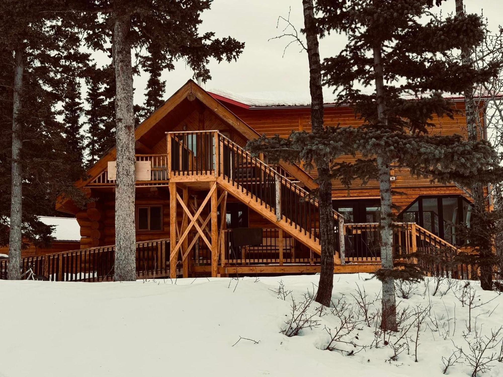 Mount Logan Ecolodge & Retreat Center 海恩斯章克申 外观 照片