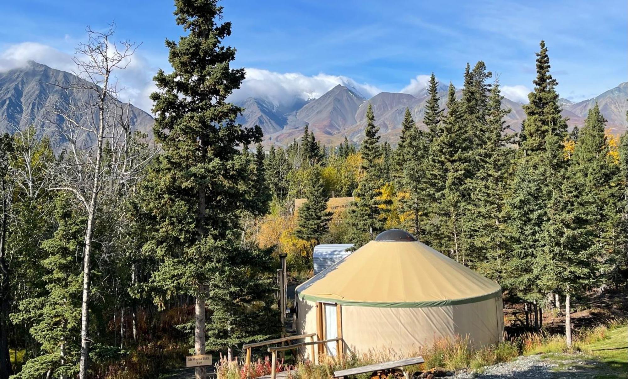 Mount Logan Ecolodge & Retreat Center 海恩斯章克申 外观 照片
