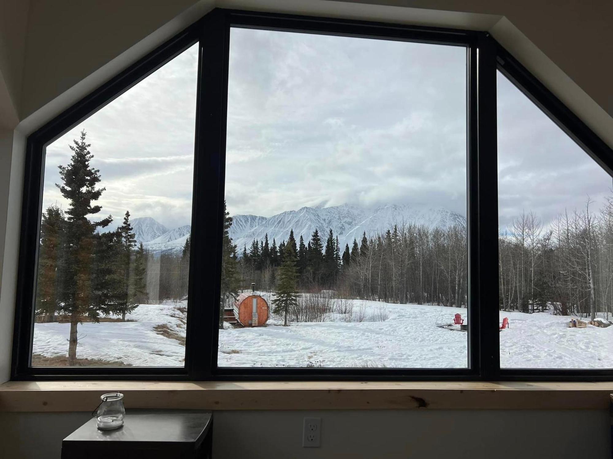 Mount Logan Ecolodge & Retreat Center 海恩斯章克申 外观 照片